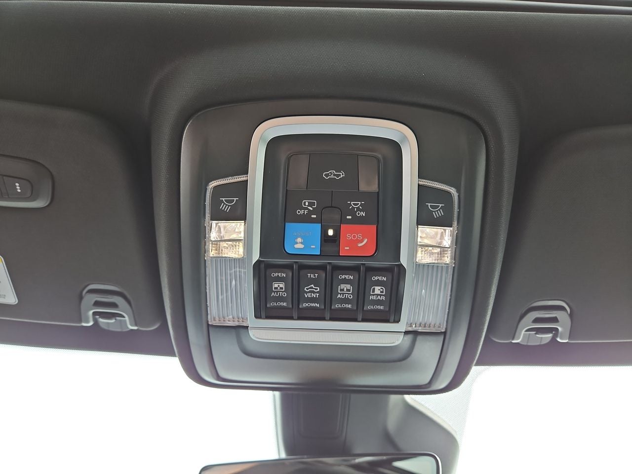 2025 RAM Ram 1500 RAM 1500 BIG HORN CREW CAB 4X4 6'4' BOX