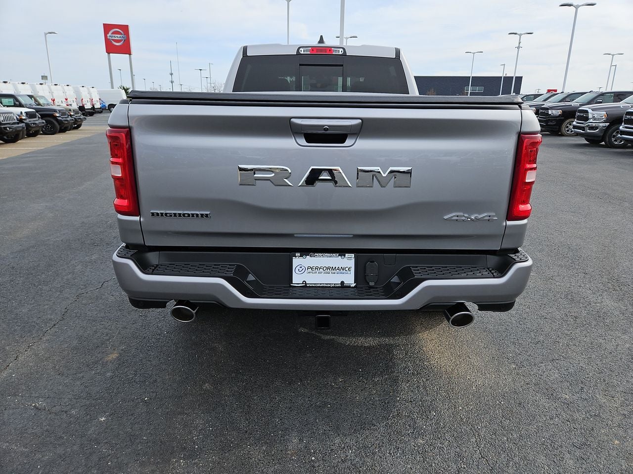2025 RAM Ram 1500 RAM 1500 BIG HORN CREW CAB 4X4 6'4' BOX
