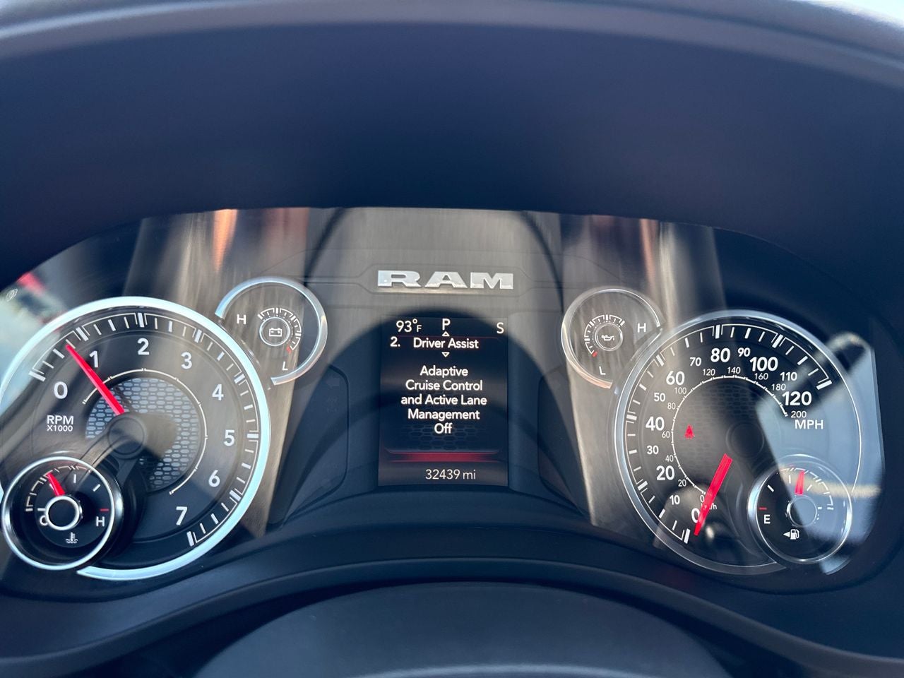 2025 RAM 1500 Big Horn Crew Cab 4x4 6'4' Box