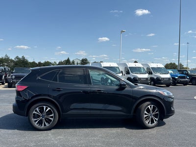 2022 Ford Escape SE Hybrid