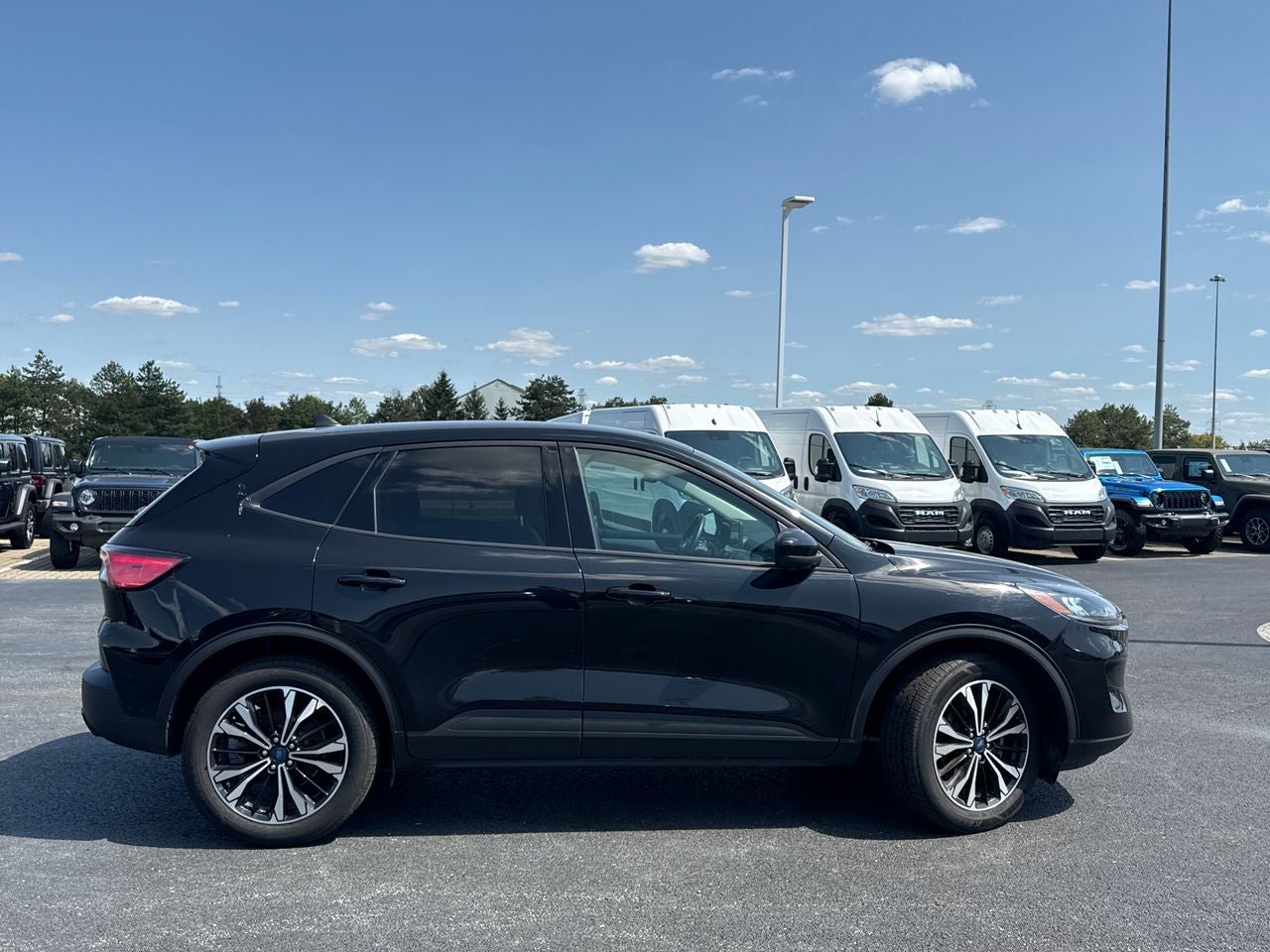 2022 Ford Escape SE Hybrid