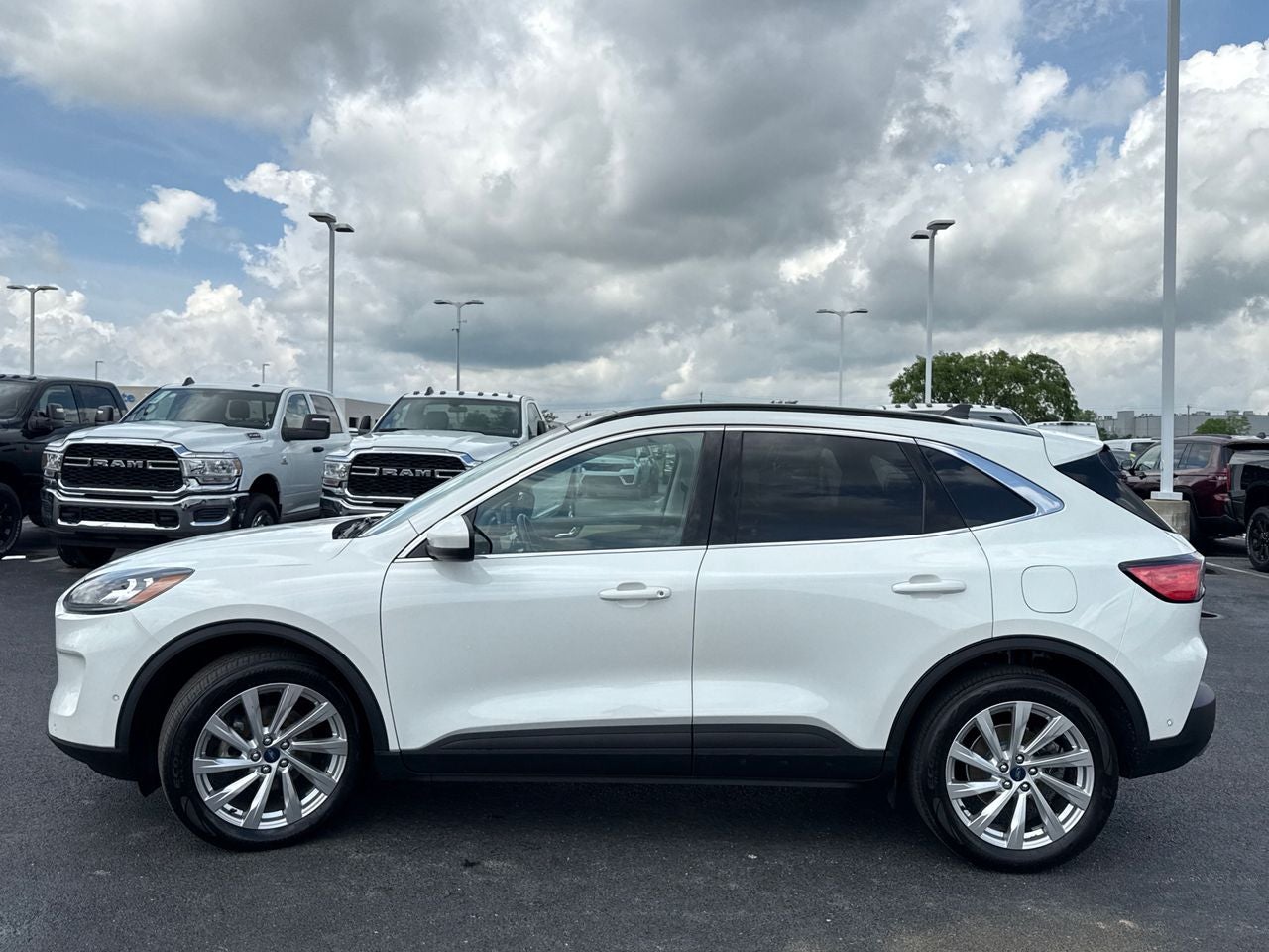 2021 Ford Escape Titanium Hybrid