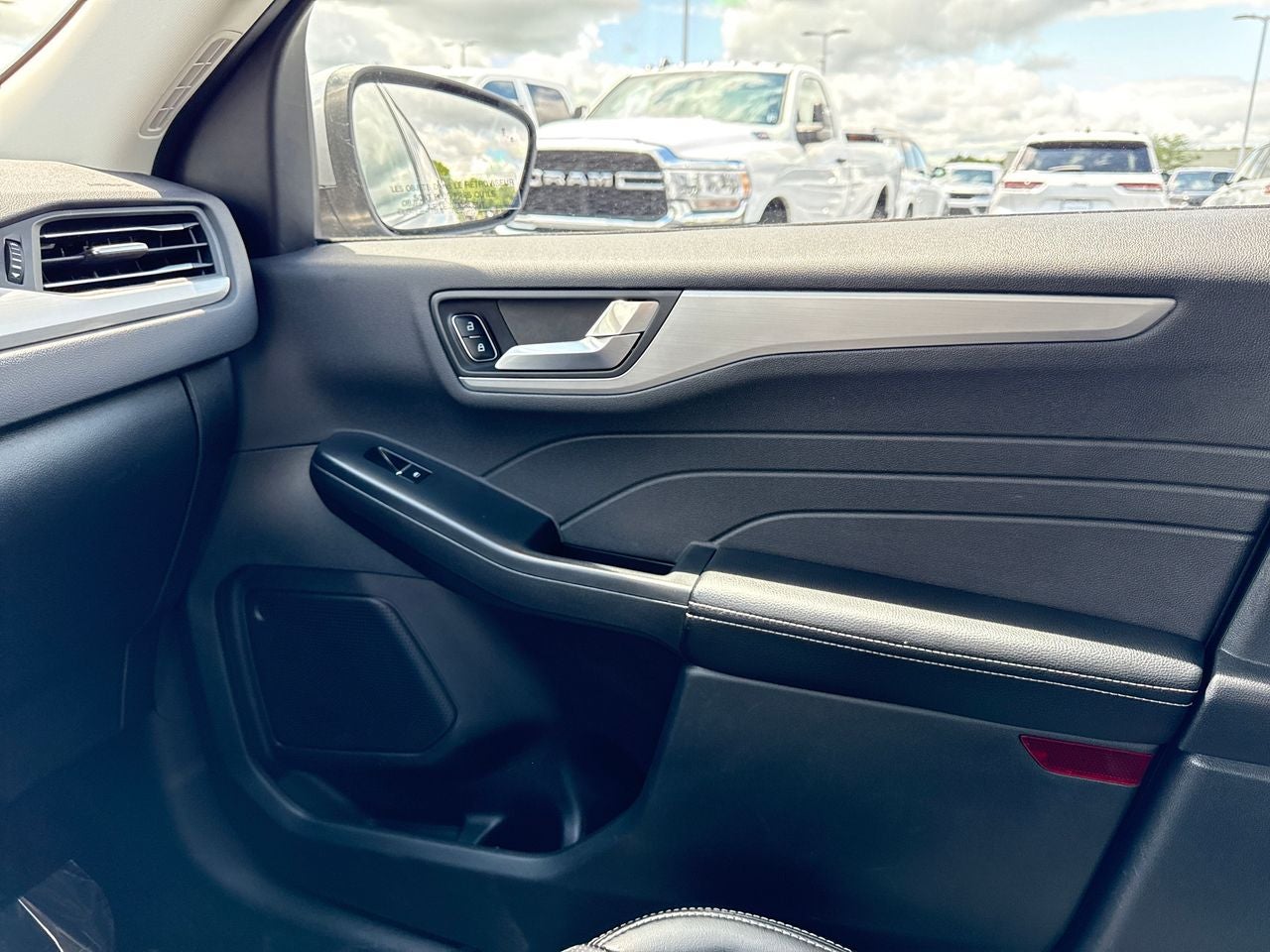 2023 Ford Escape Platinum