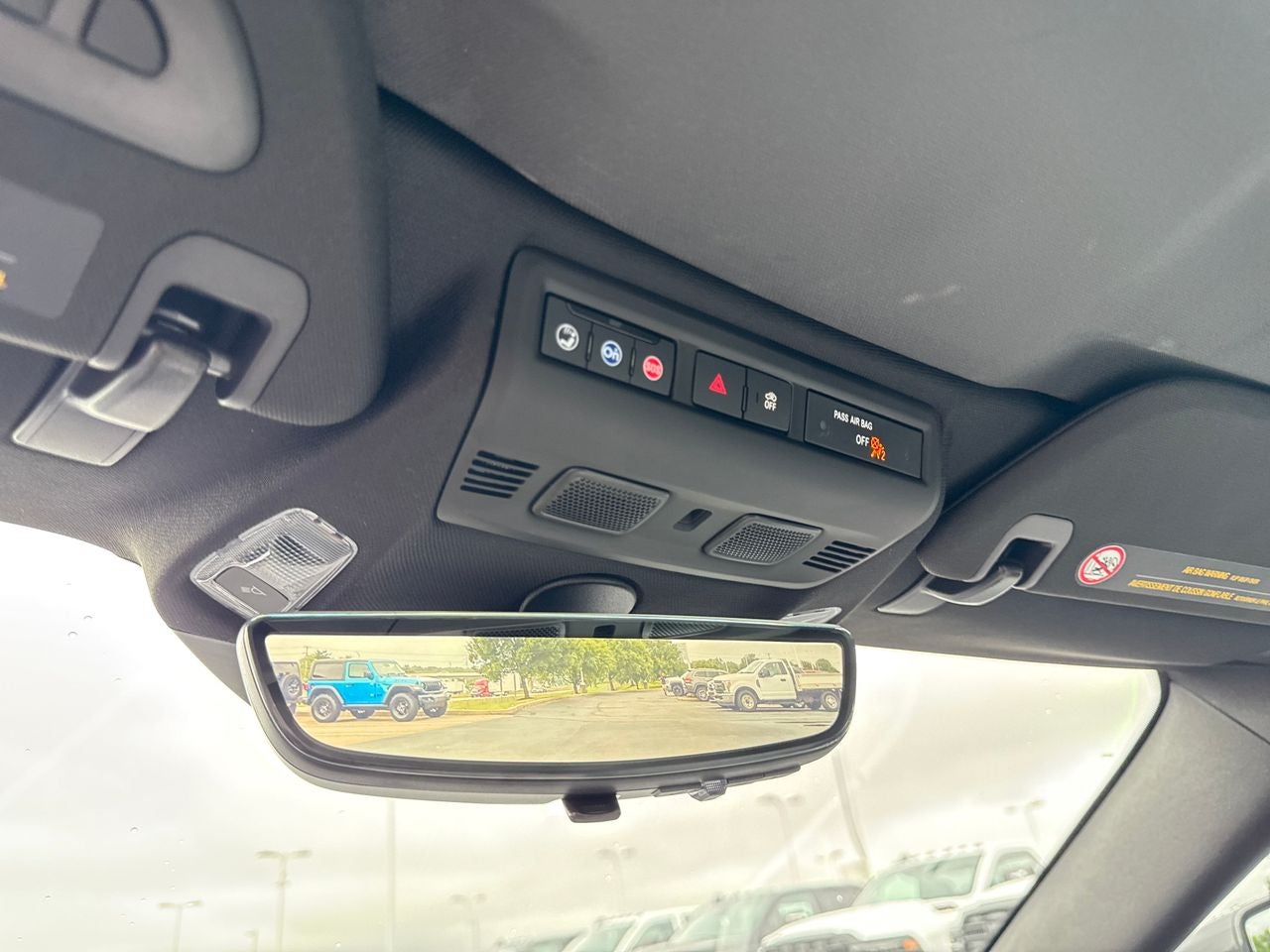 2022 Chevrolet Corvette Stingray RWD Convertible 2LT