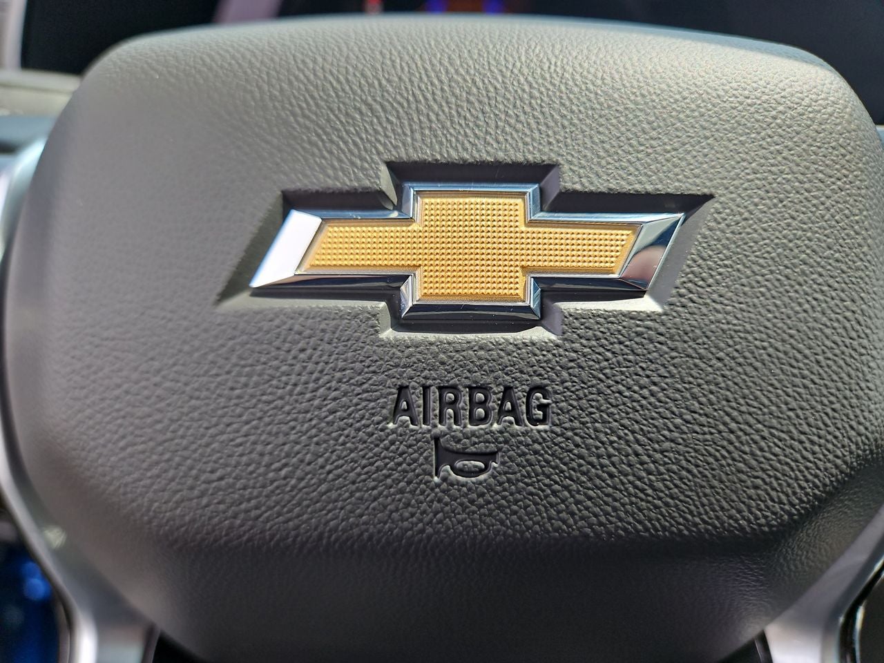 2023 Chevrolet Colorado 4WD Crew Cab Short Box LT