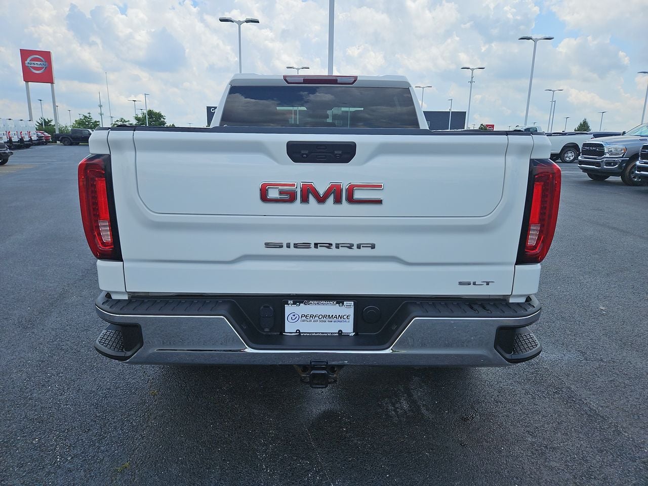 2022 GMC Sierra 1500 SLT