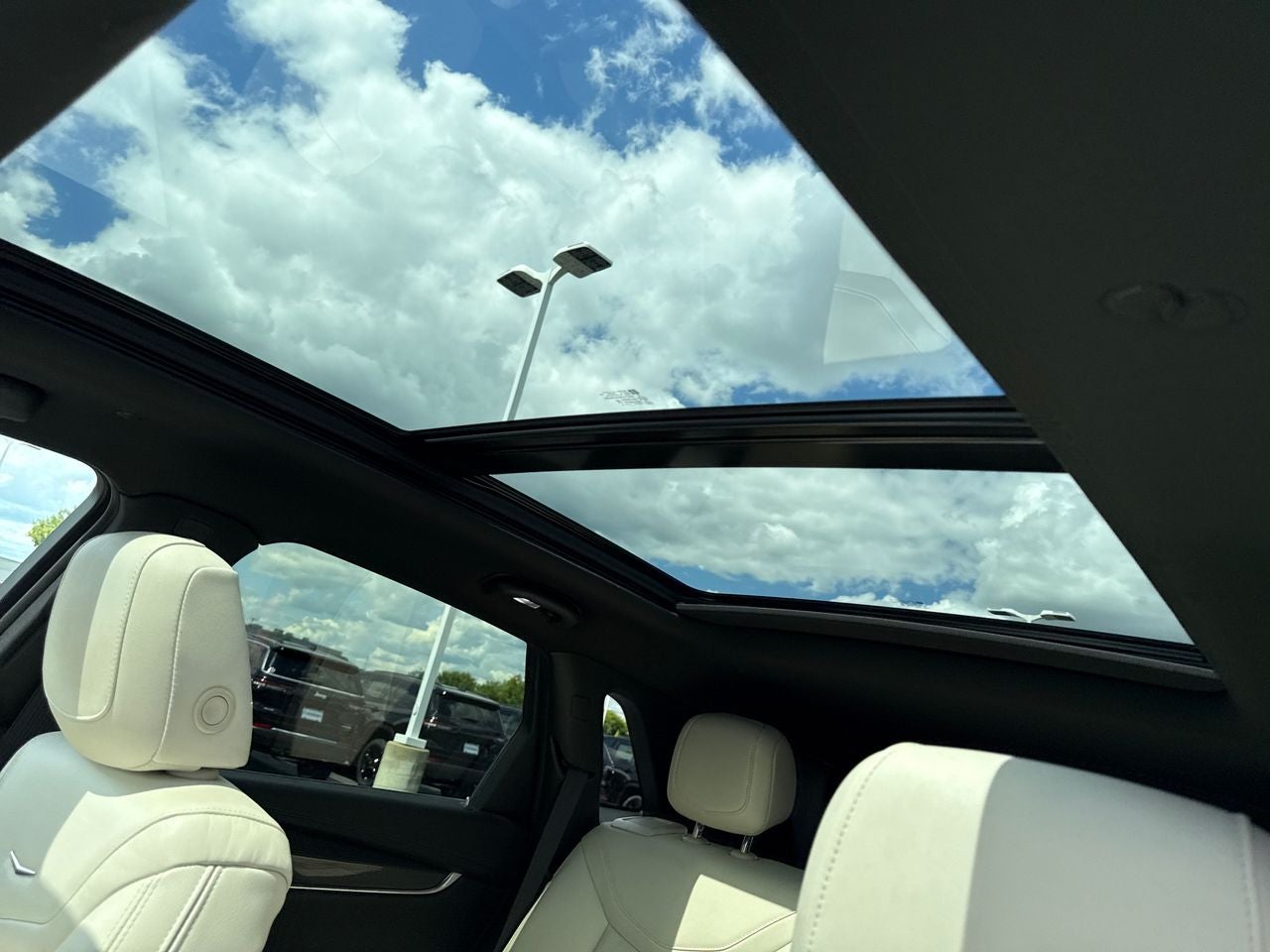 2023 Cadillac XT5 AWD Sport