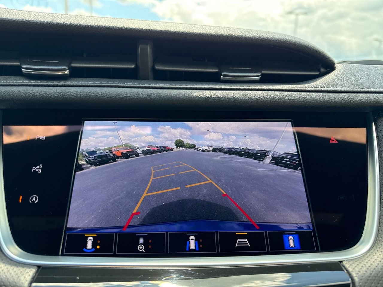 2023 Cadillac XT5 AWD Sport