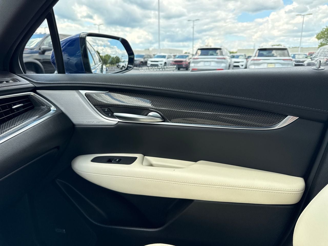 2023 Cadillac XT5 AWD Sport