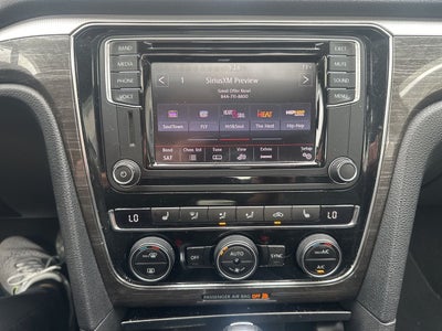 2017 Volkswagen Passat 1.8T SE