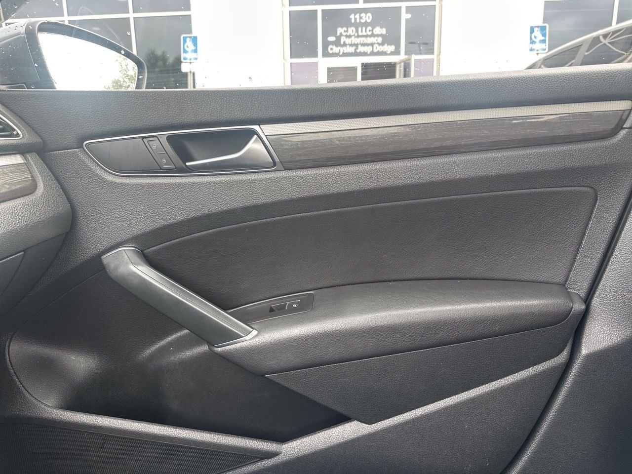 2017 Volkswagen Passat 1.8T SE