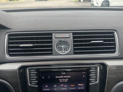 2017 Volkswagen Passat 1.8T SE