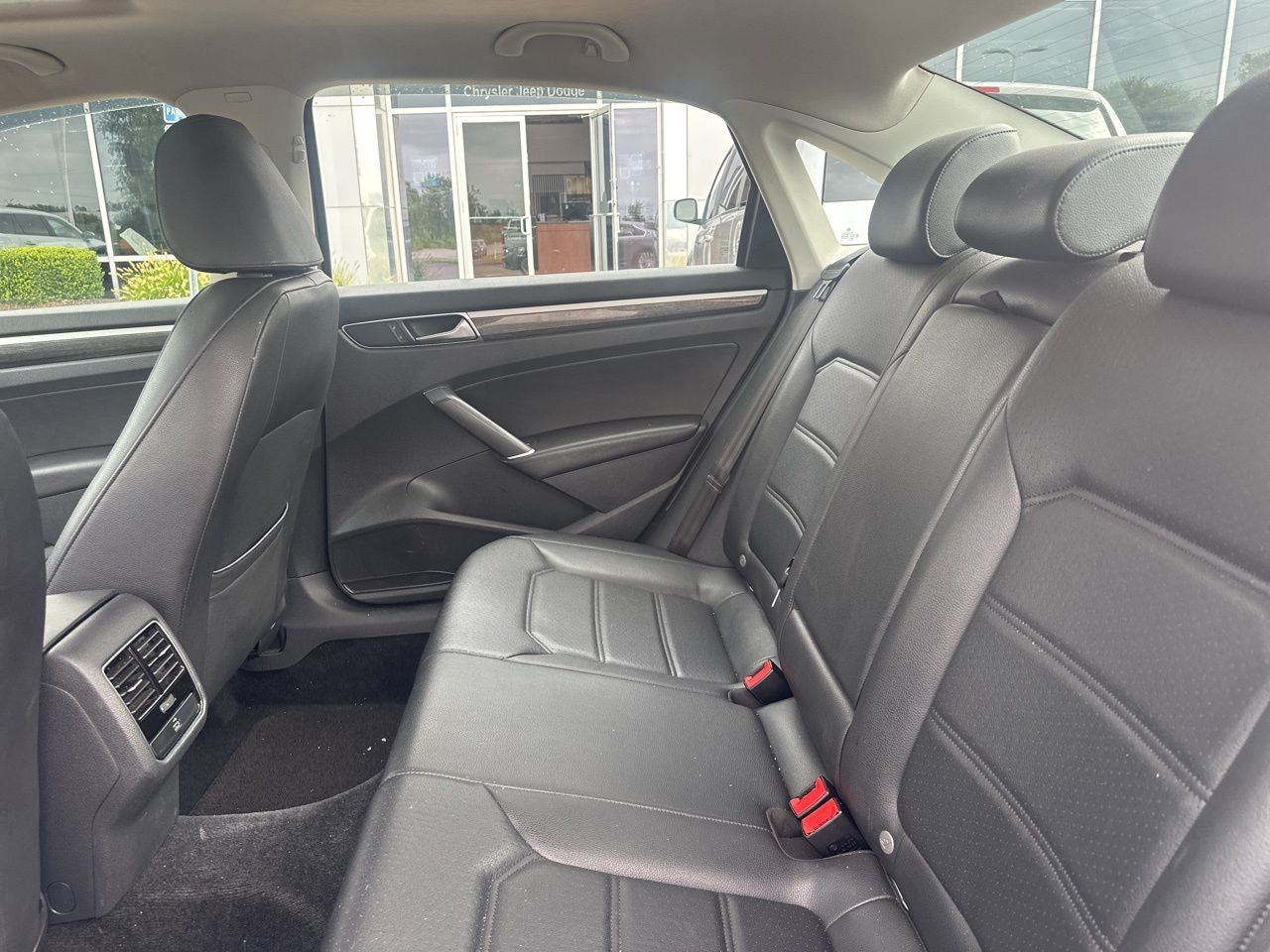 2017 Volkswagen Passat 1.8T SE