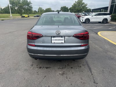2017 Volkswagen Passat 1.8T SE