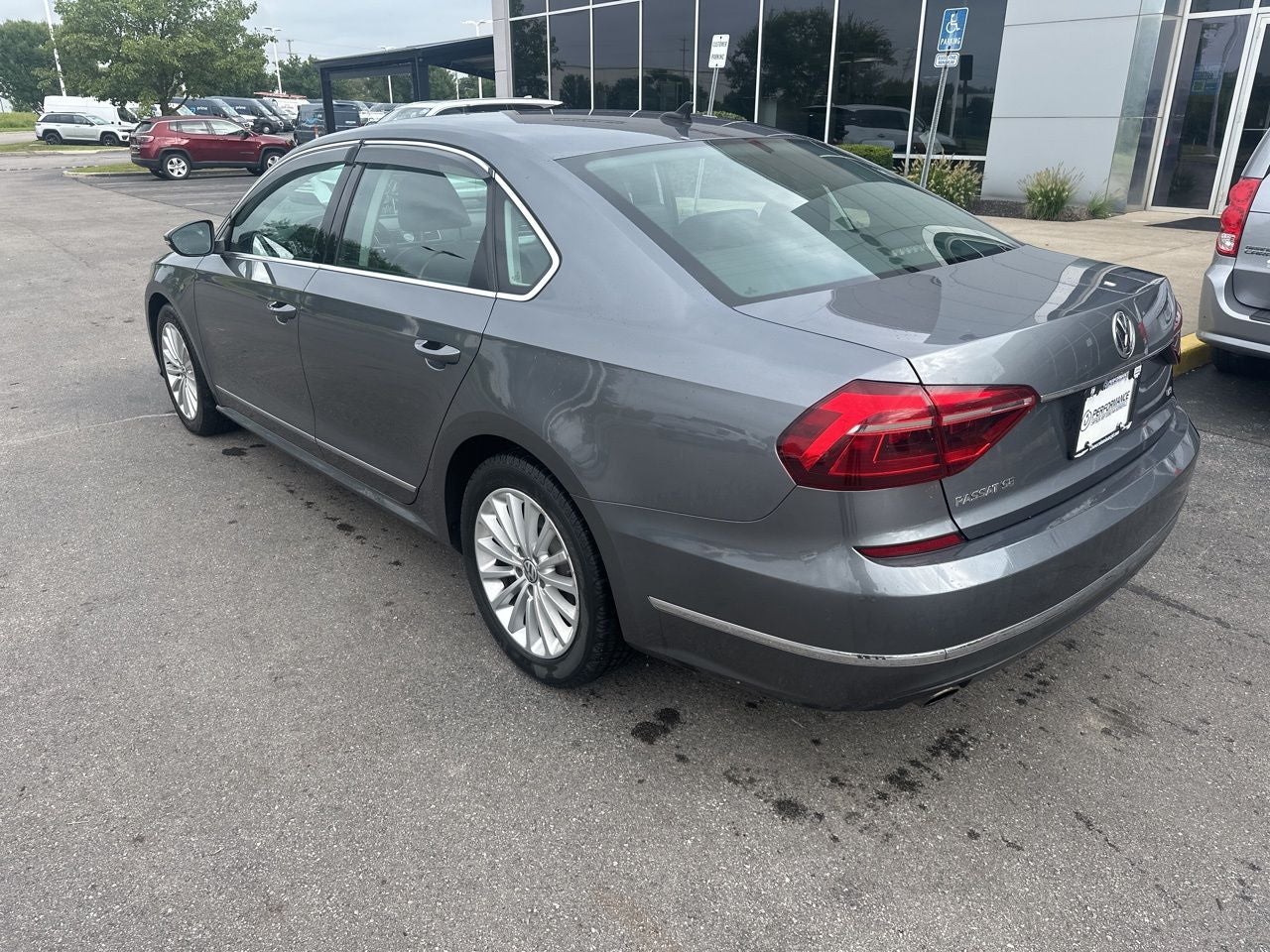 2017 Volkswagen Passat 1.8T SE