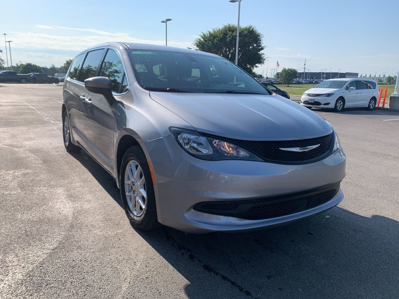 2021 Chrysler Voyager LX