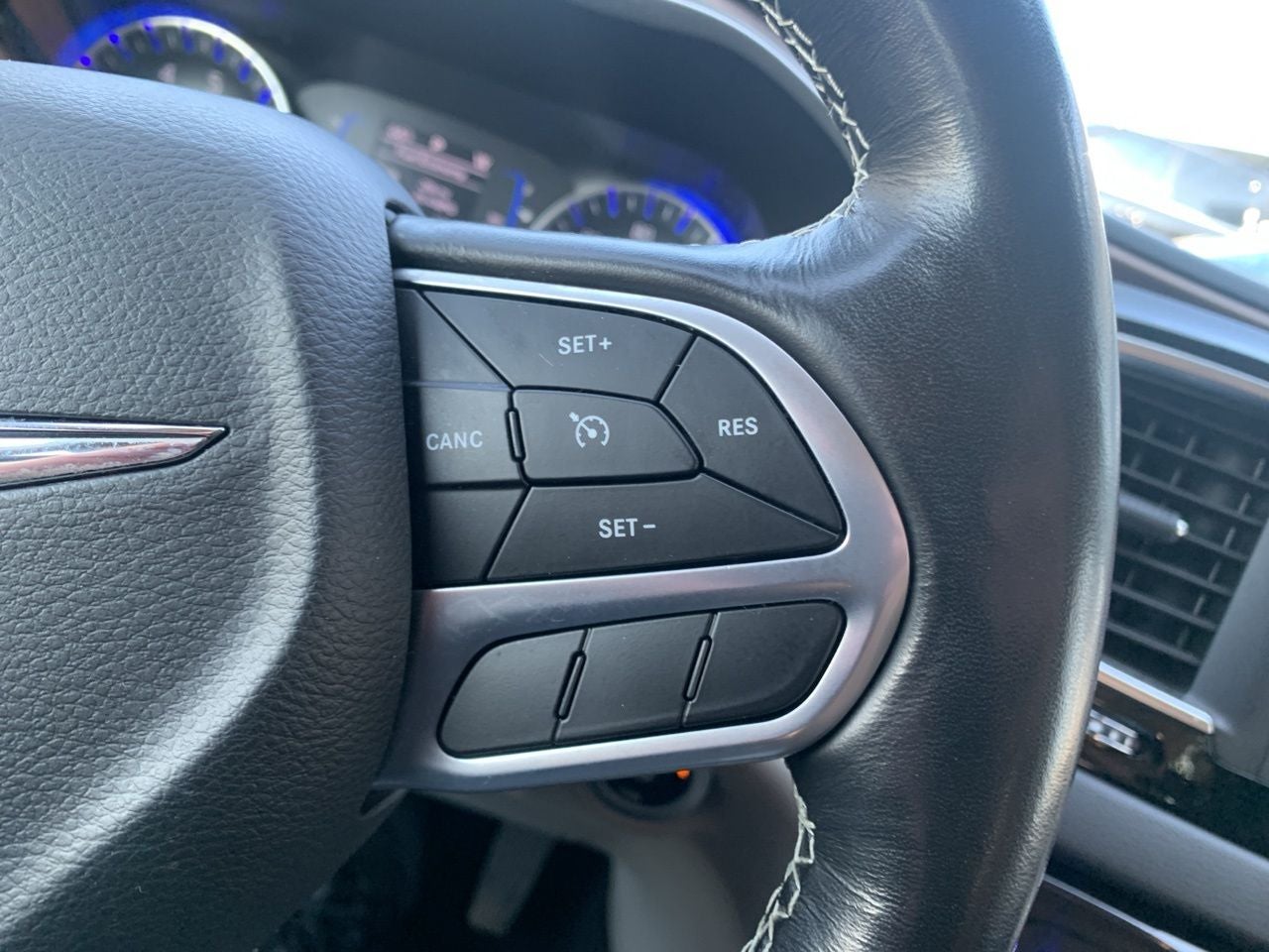 2021 Chrysler Voyager LX