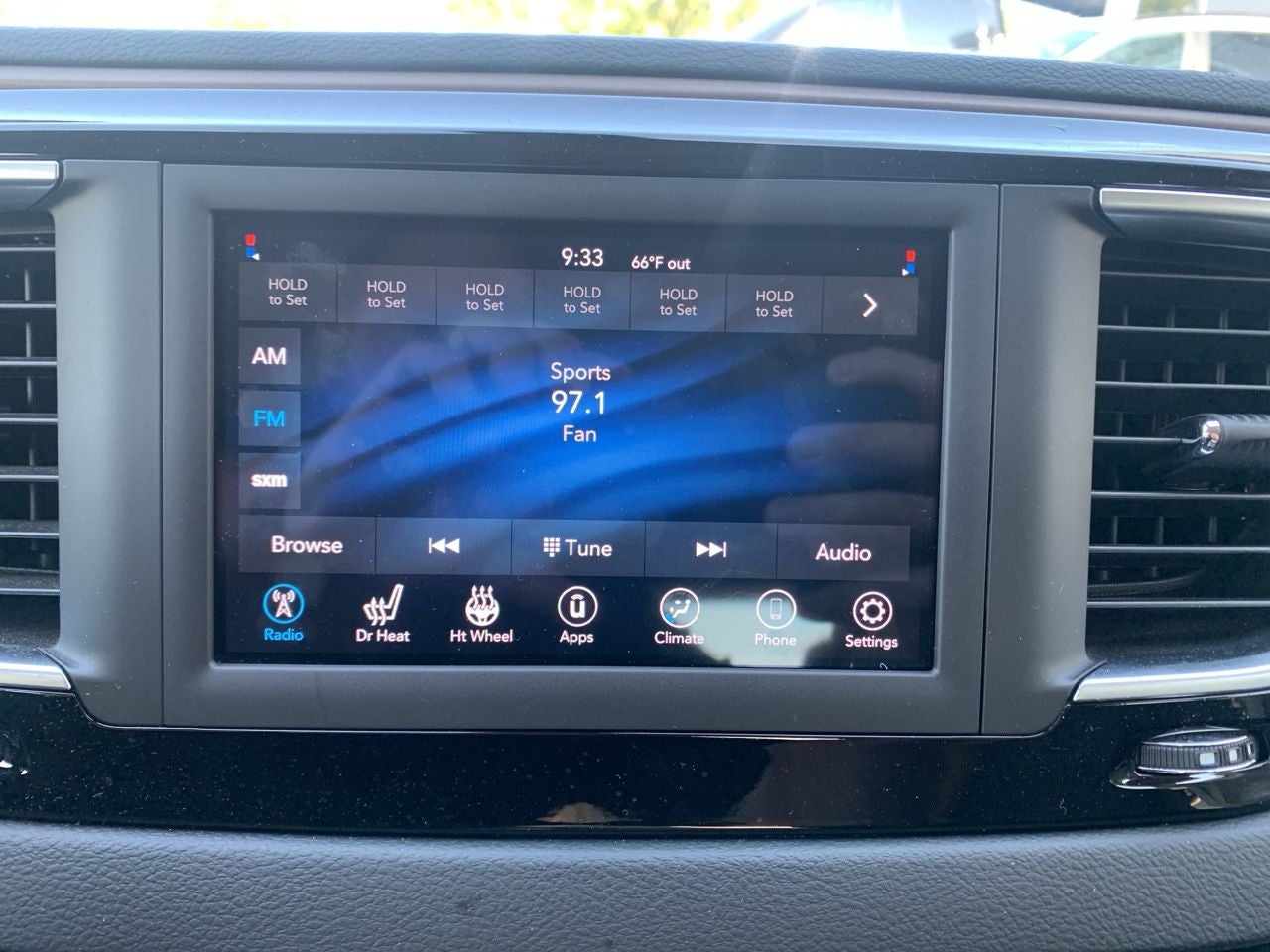 2021 Chrysler Voyager LX