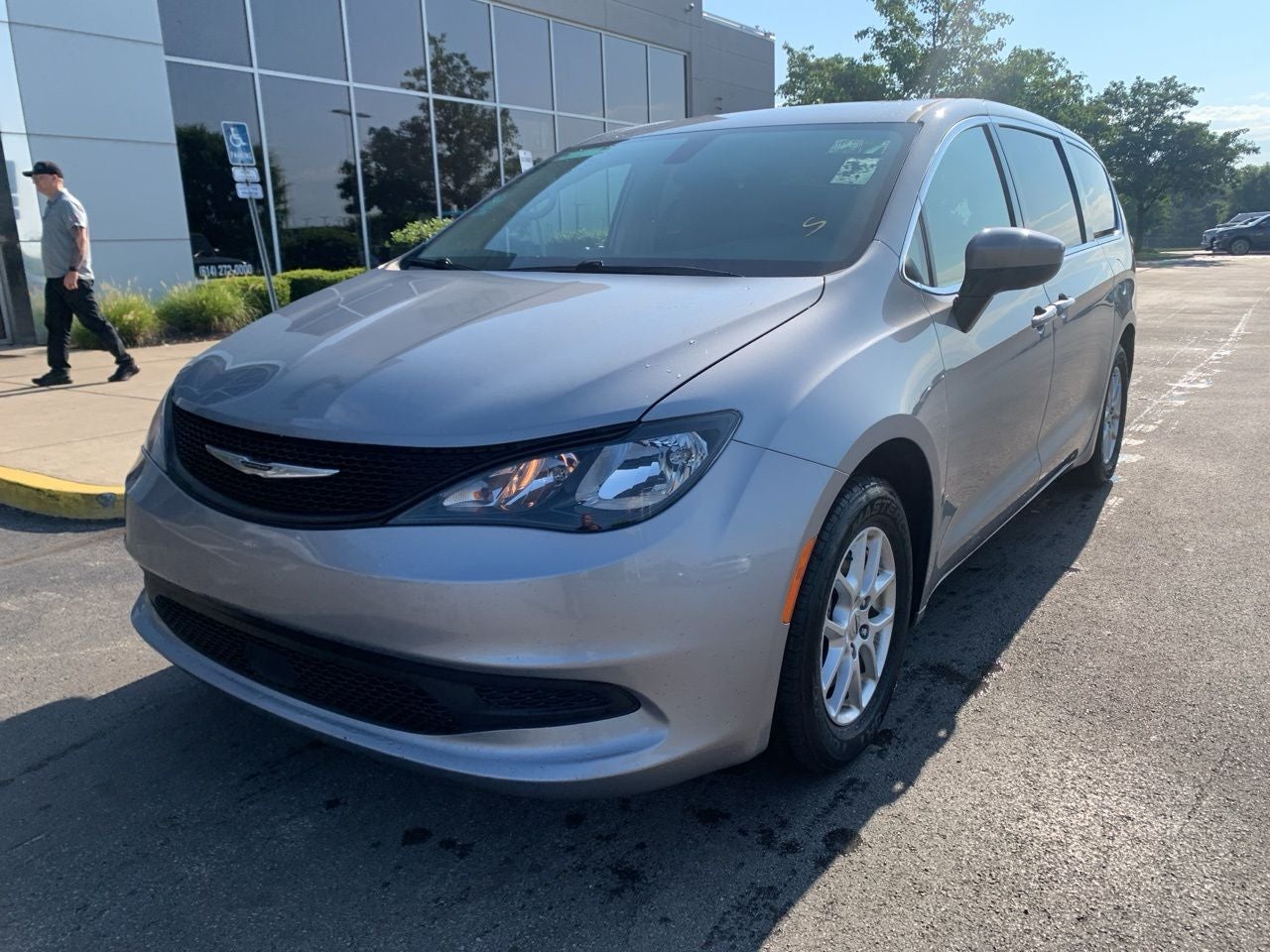 2021 Chrysler Voyager LX