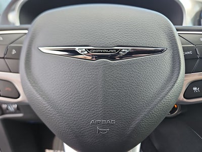 2025 Chrysler Voyager VOYAGER LX