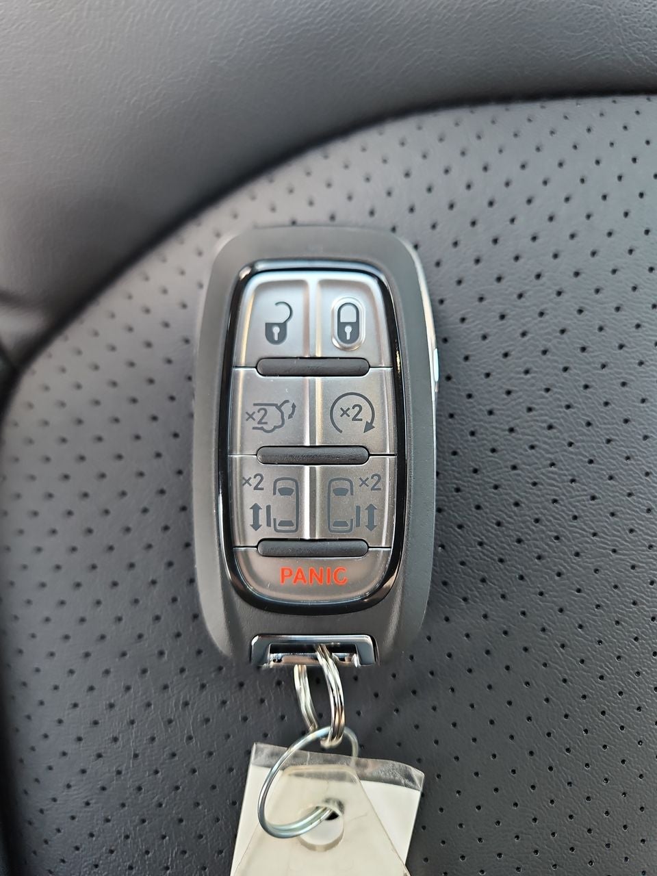 2025 Chrysler Voyager VOYAGER LX