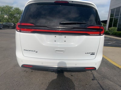 2023 Chrysler Pacifica Limited AWD