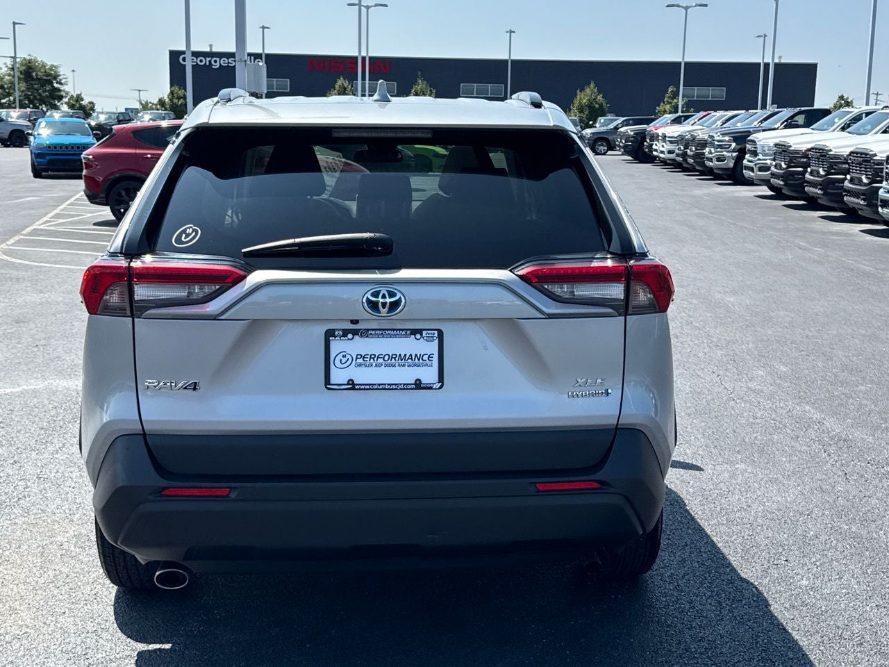 2023 Toyota RAV4 Hybrid XLE