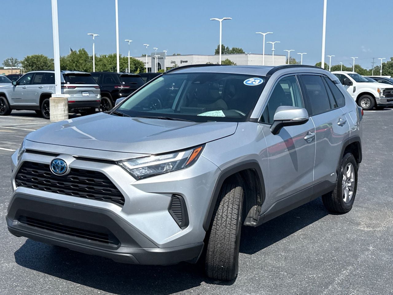 2023 Toyota RAV4 Hybrid XLE