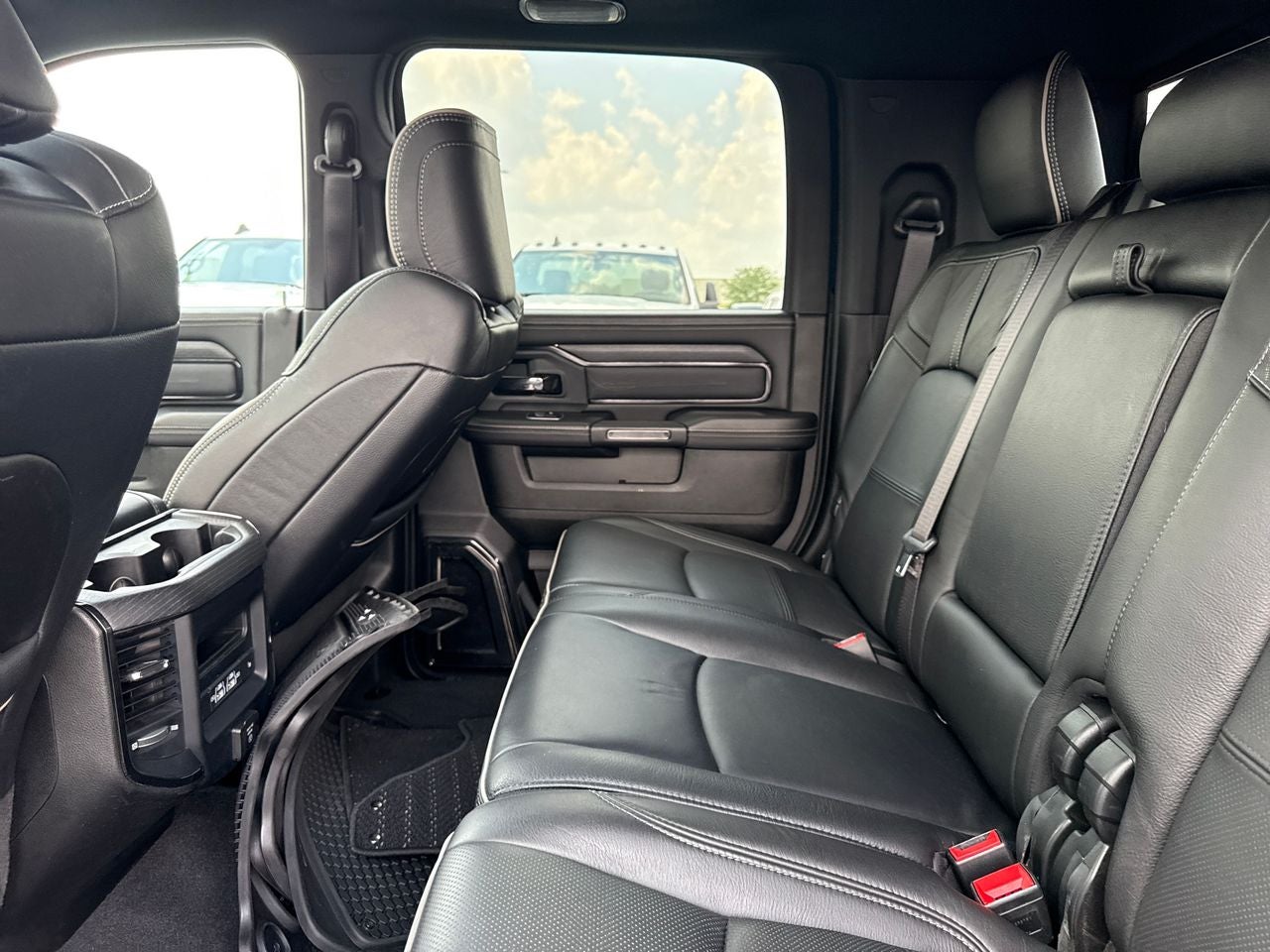 2024 RAM 3500 Limited Mega Cab 4x4 6'4' Box