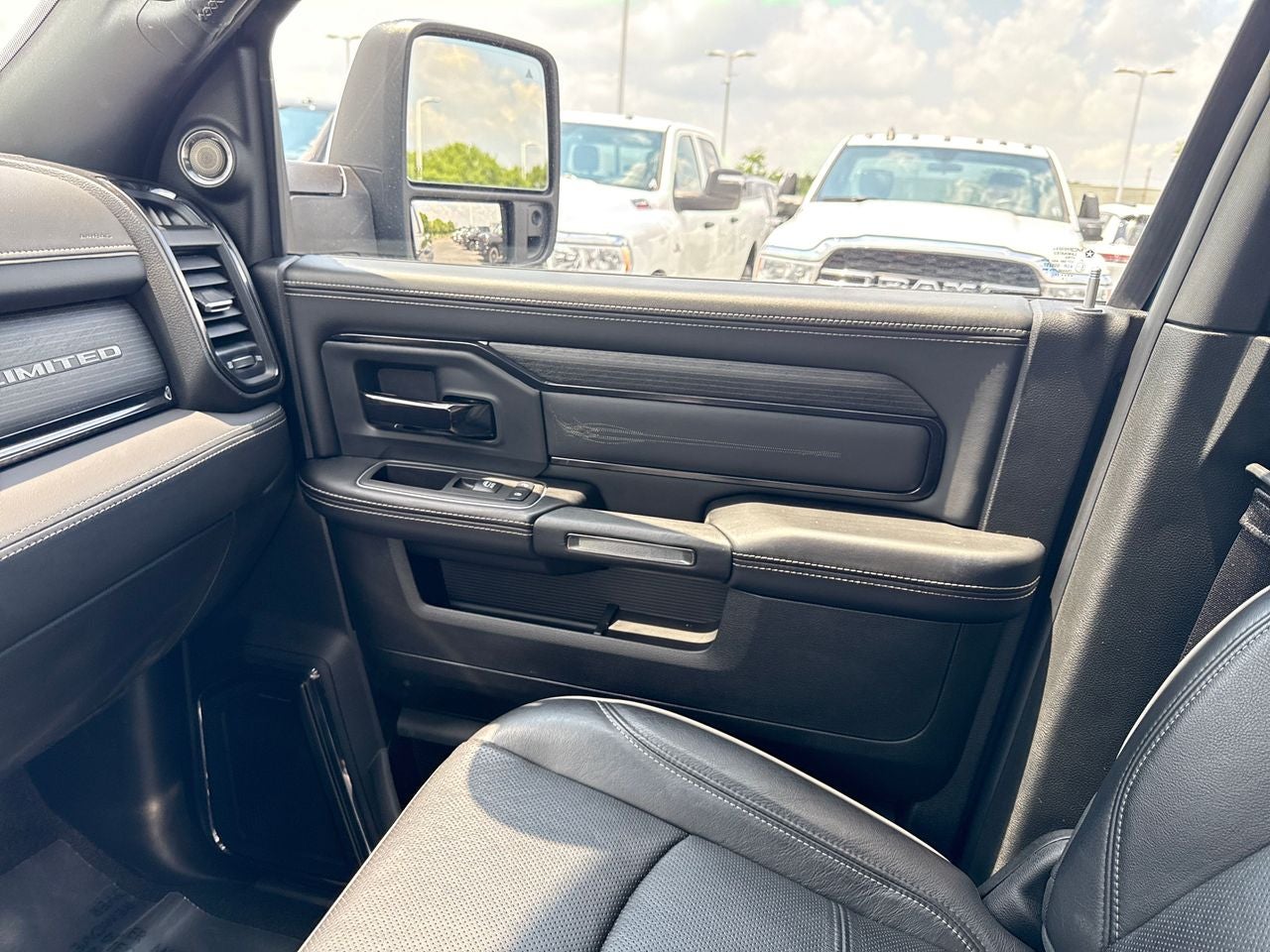 2024 RAM 3500 Limited Mega Cab 4x4 6'4' Box