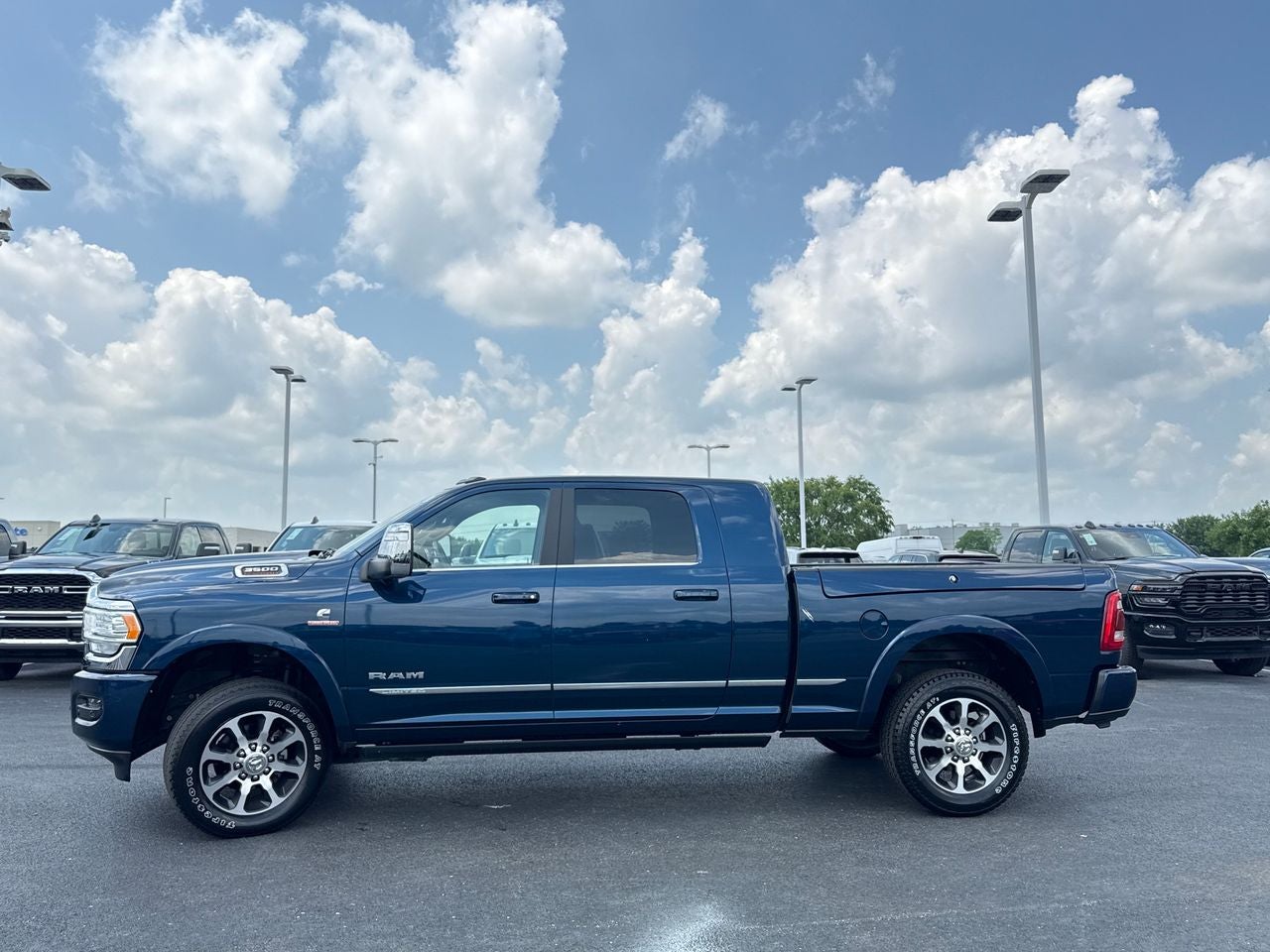 2024 RAM 3500 Limited Mega Cab 4x4 6'4' Box