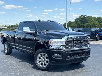 2024 RAM 3500 Limited Crew Cab 4x4 8' Box