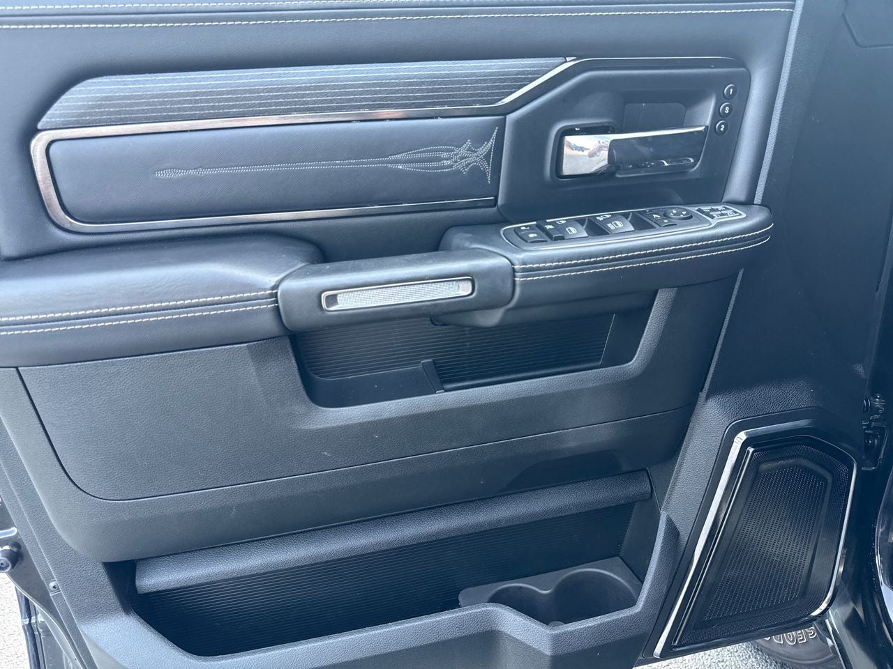 2024 RAM 3500 Limited Crew Cab 4x4 8' Box