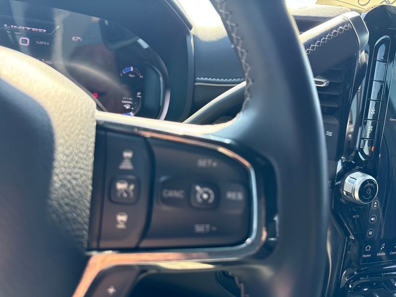 2024 RAM 3500 Limited Crew Cab 4x4 8' Box