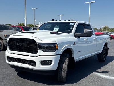 2024 RAM 3500 Limited Crew Cab 4x4 8' Box
