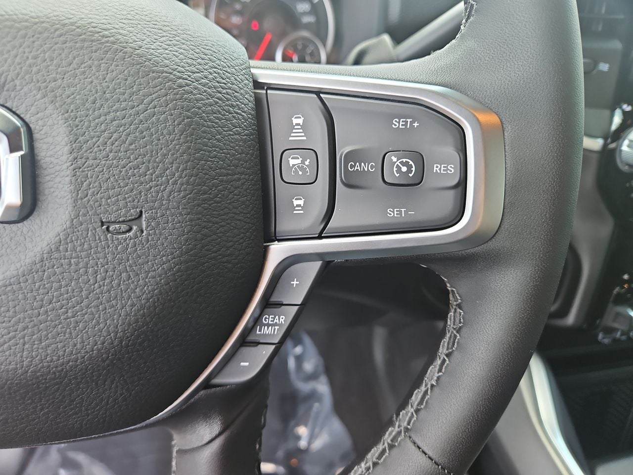 2025 RAM Ram 2500 RAM 2500 BIG HORN CREW CAB 4X4 6'4' BOX