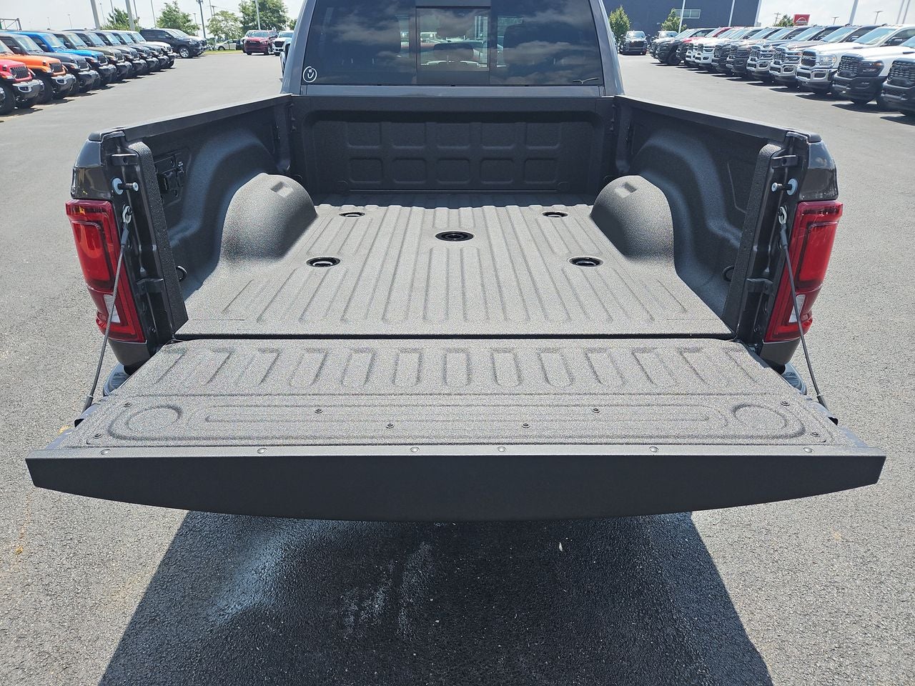 2025 RAM Ram 2500 RAM 2500 BIG HORN CREW CAB 4X4 6'4' BOX