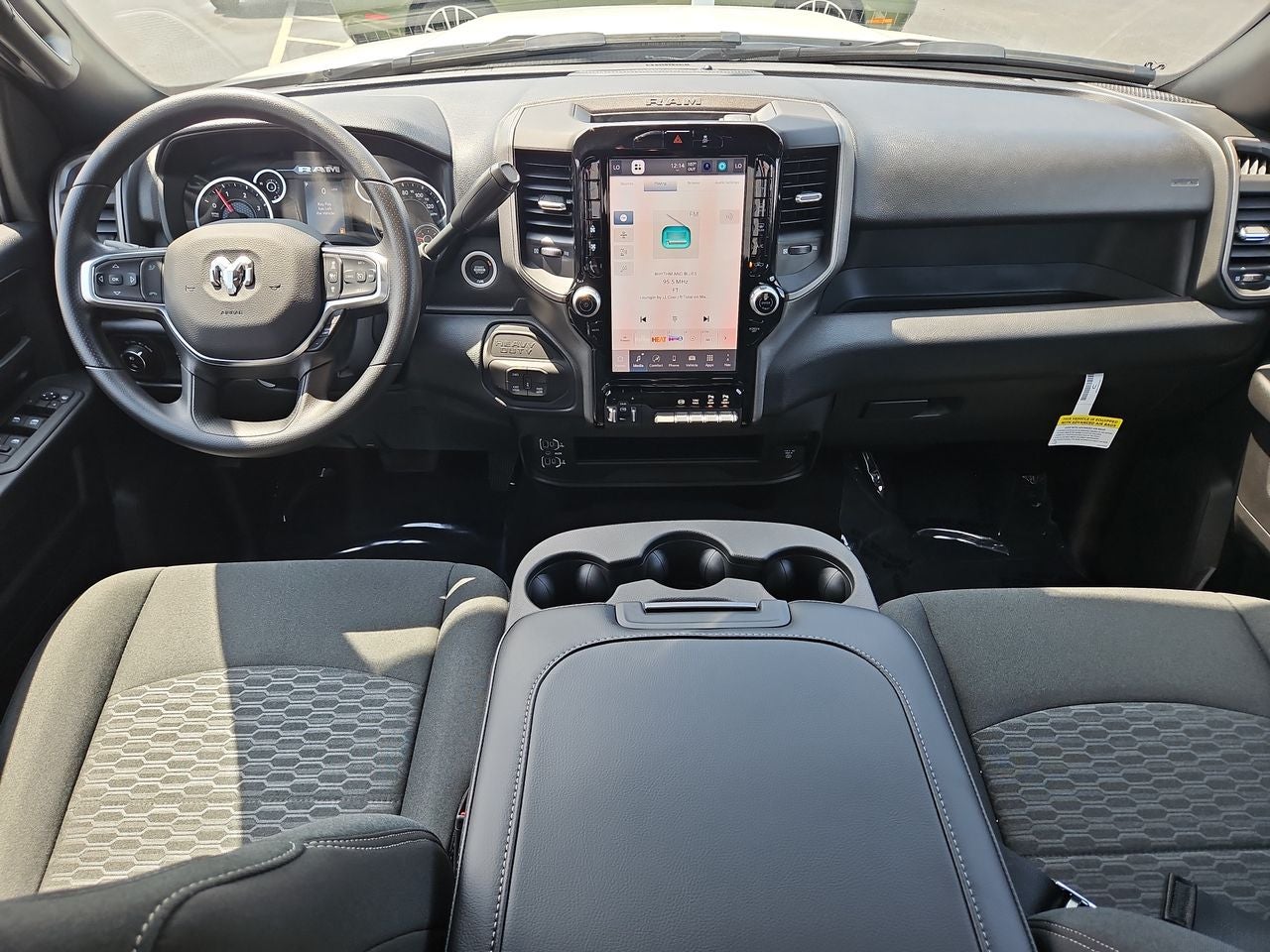 2025 RAM Ram 2500 RAM 2500 TRADESMAN CREW CAB 4X4 8' BOX