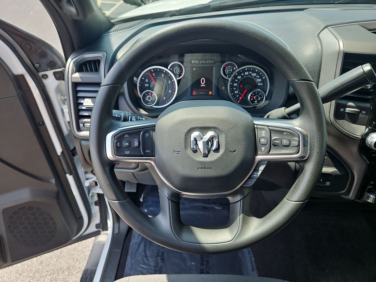 2025 RAM Ram 2500 RAM 2500 TRADESMAN CREW CAB 4X4 8' BOX