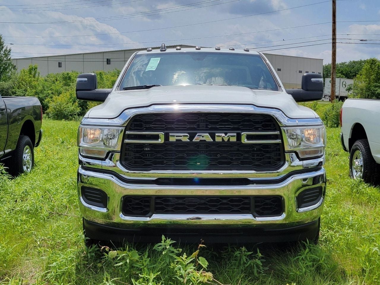 2024 RAM Ram 2500 RAM 2500 TRADESMAN REGULAR CAB 4X4 8' BOX
