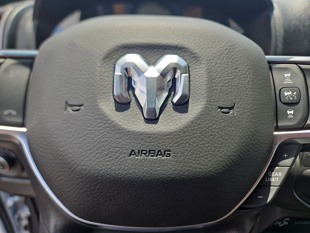 2025 RAM Ram 2500 RAM 2500 TRADESMAN REGULAR CAB 4X4 8' BOX