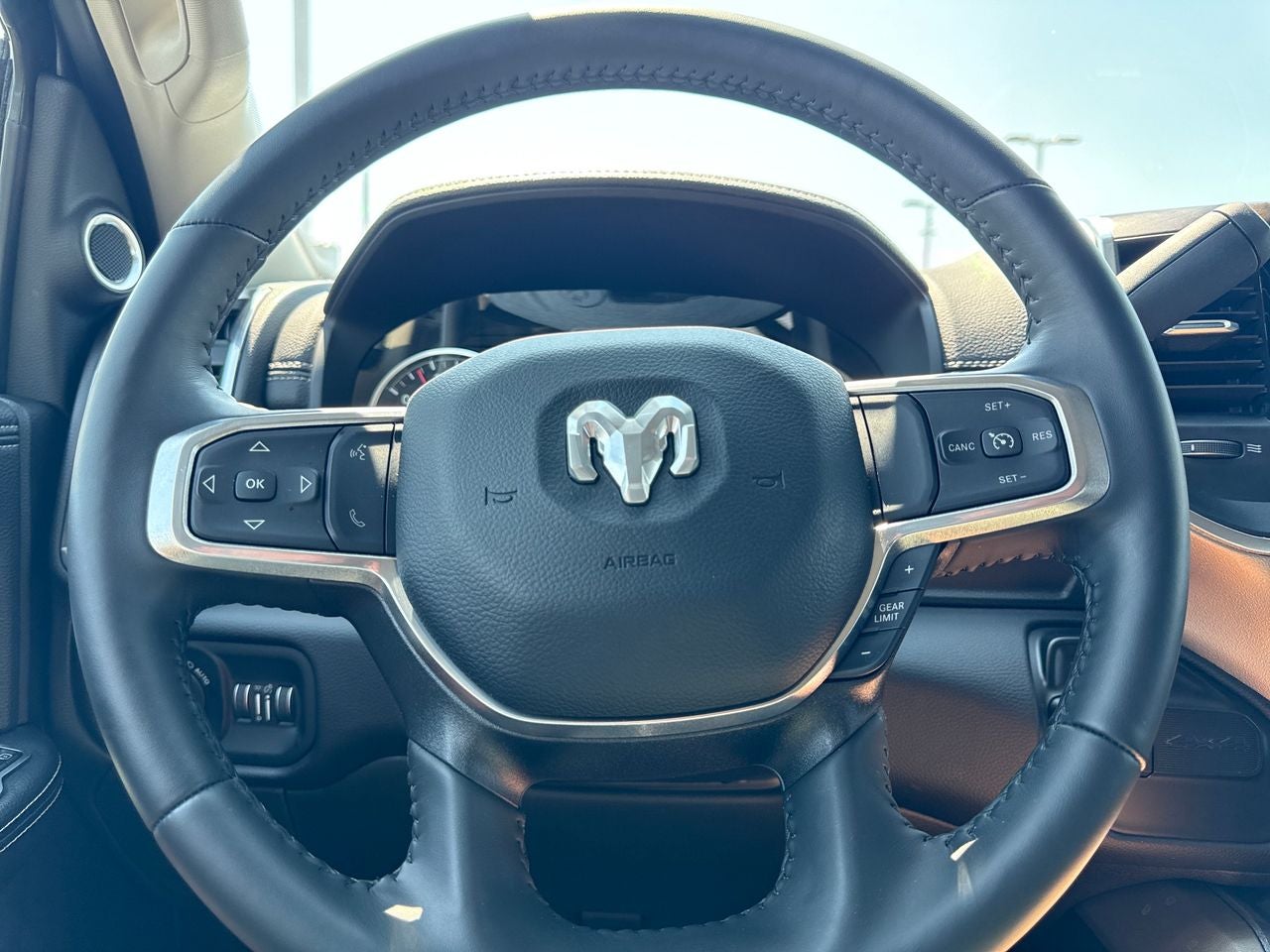 2024 RAM 2500 Laramie Crew Cab 4x4 6'4' Box