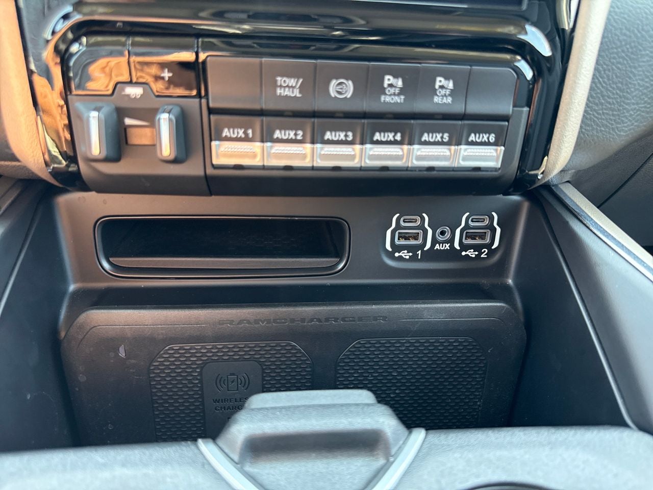 2024 RAM 2500 Laramie Crew Cab 4x4 6'4' Box