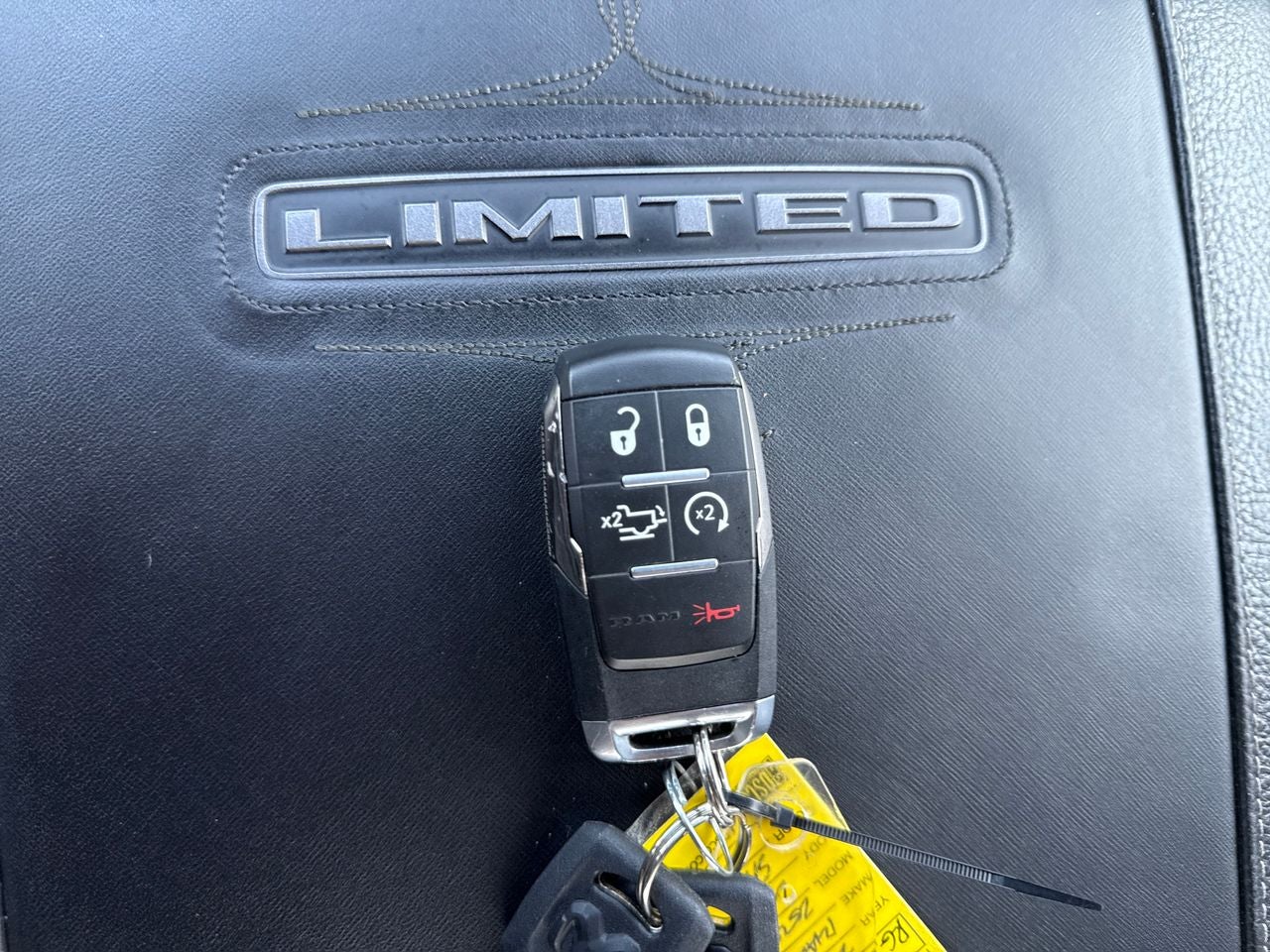 2024 RAM 2500 Limited Crew Cab 4x4 6'4' Box