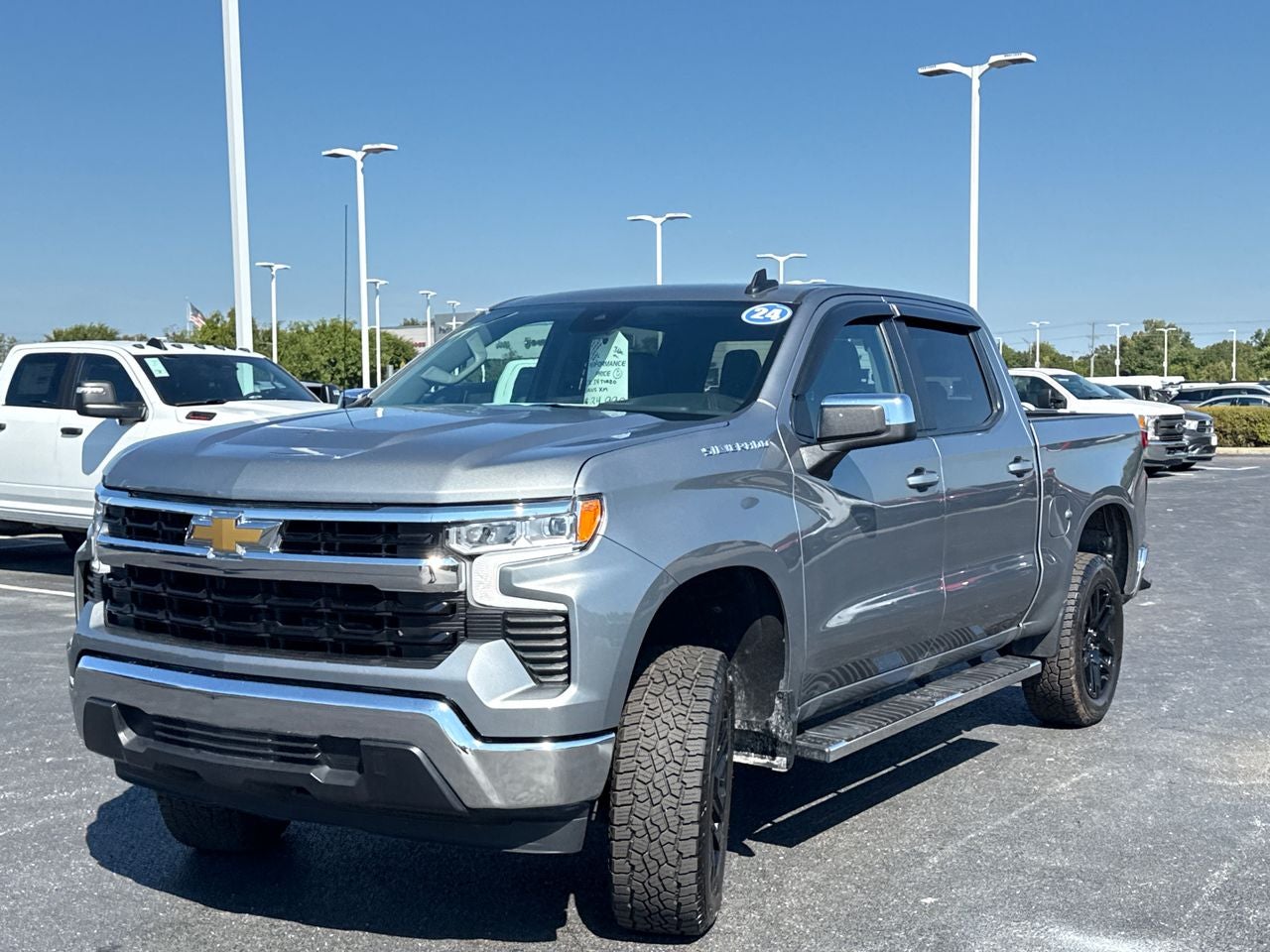 2024 Chevrolet Silverado 1500 2WD Crew Cab Short Bed LT