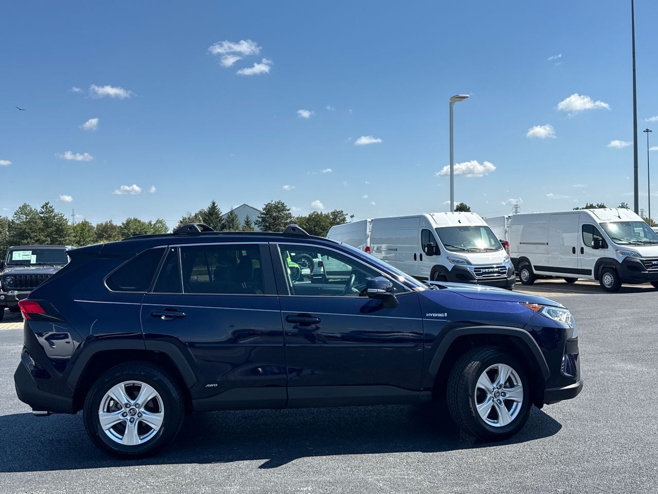 2021 Toyota RAV4 Hybrid XLE