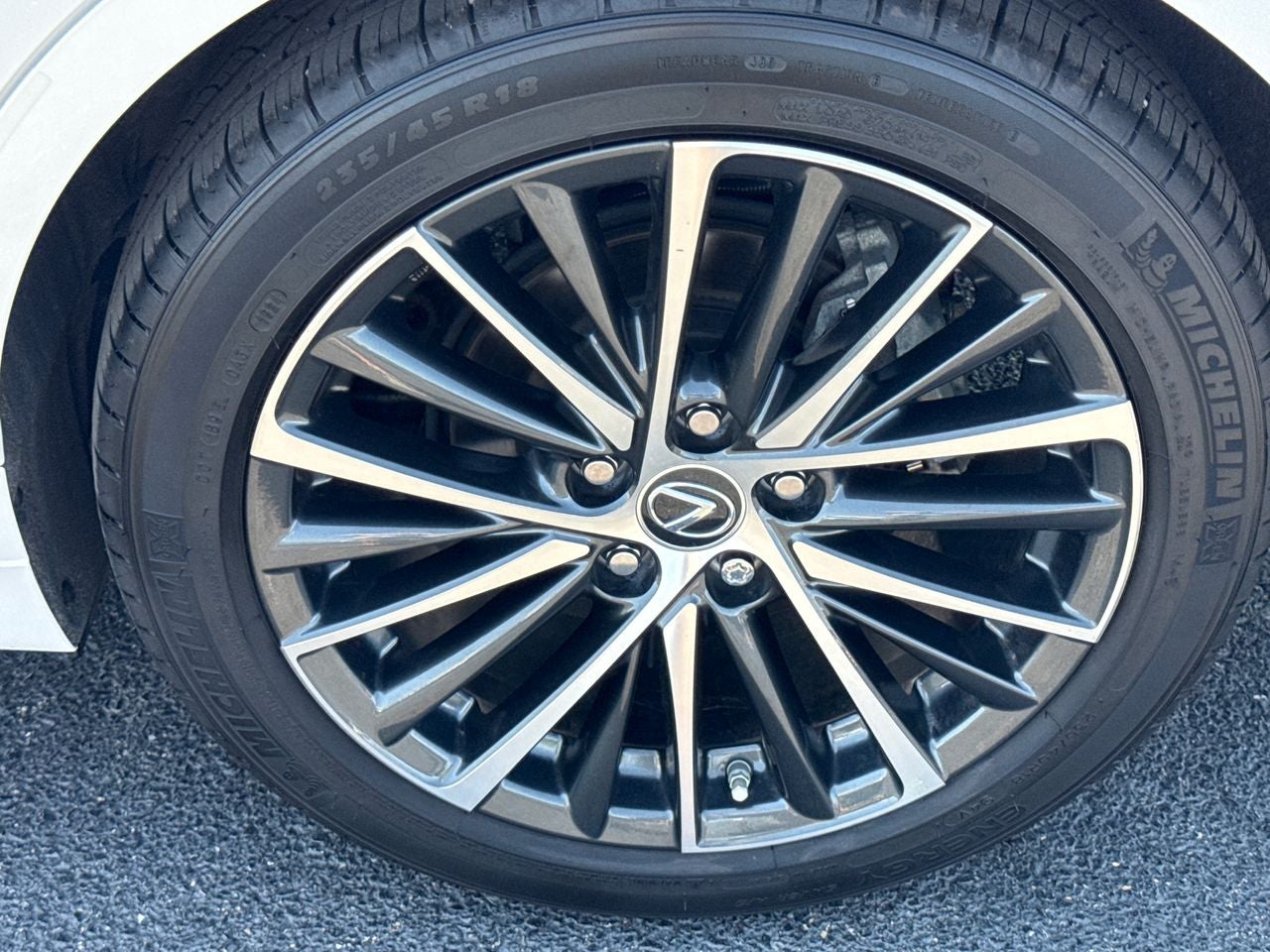 2024 Lexus ES 300h 300h Luxury