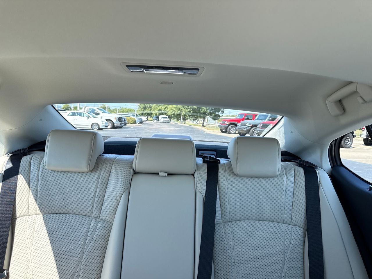 2024 Lexus ES 300h 300h Luxury