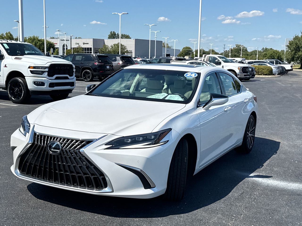 2024 Lexus ES 300h 300h Luxury
