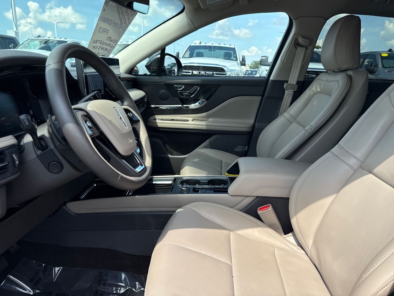 2023 Lincoln Corsair Standard